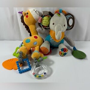 Tumama Kids & Skip Hop Set of 2 Multi-Sensory Plush Rattle Teething Toys